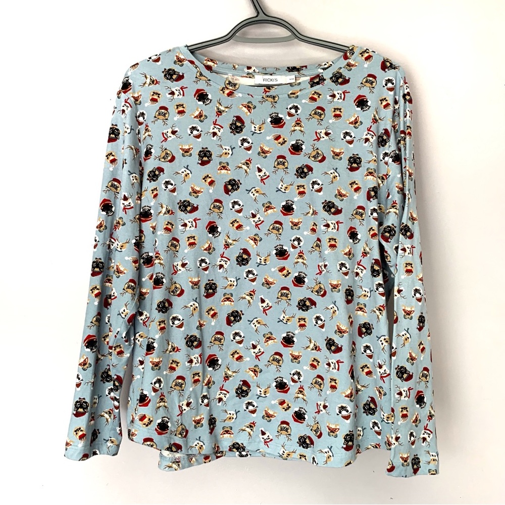 Ricki’s Ladies Medium Light Blue Christmas Cat Shirt